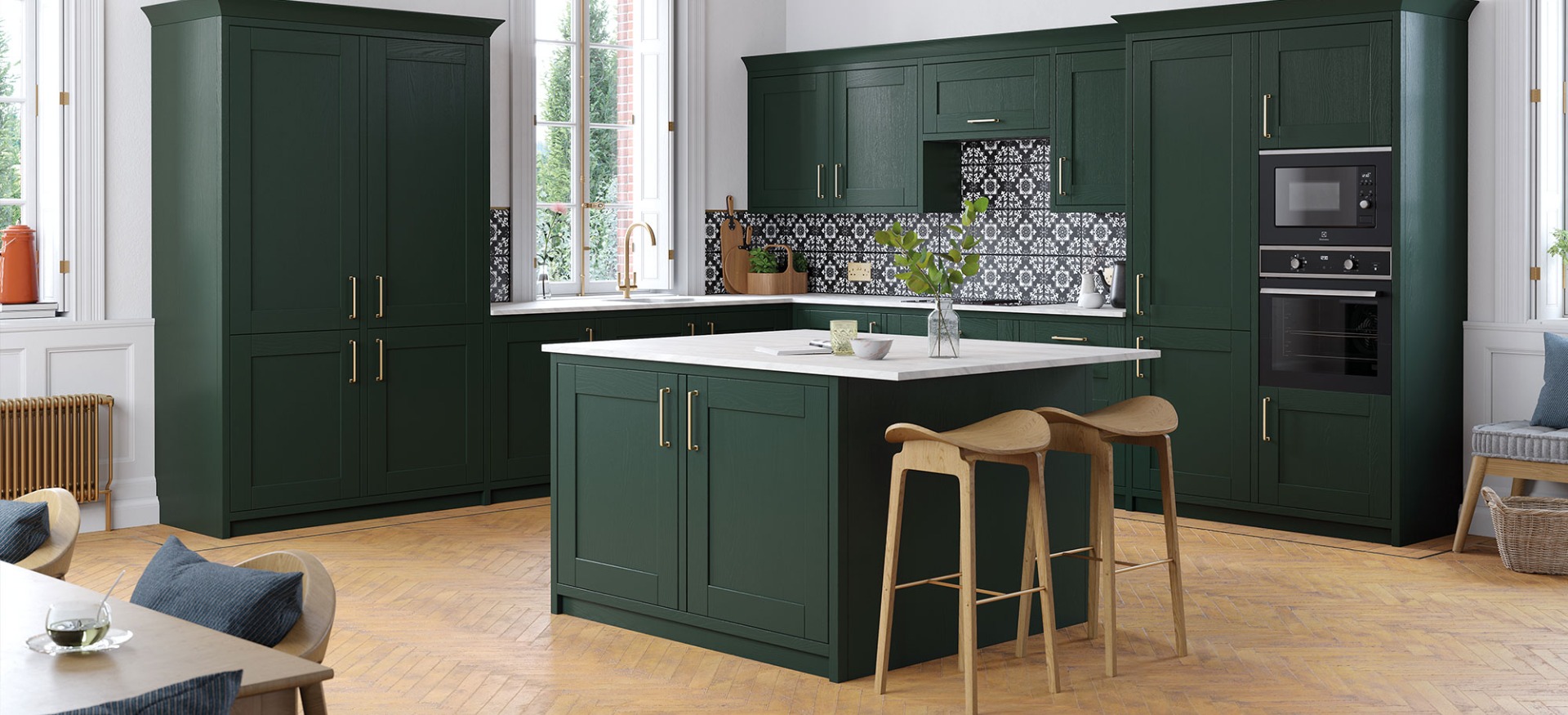 The Cambridge kitchen in fir green
